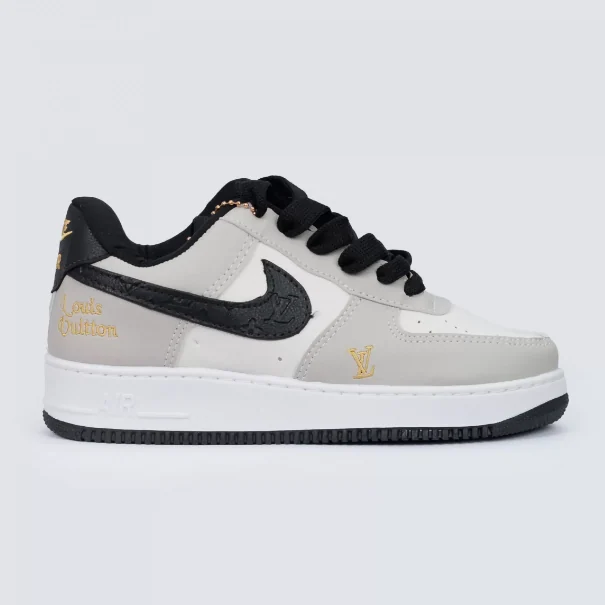 NIKE AIR FORCE LV PRETO